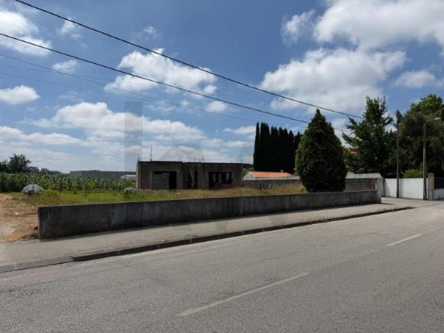 Terreno venda em Oliveirinha, Aveiro