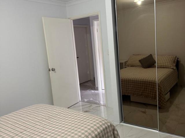 Room for rent in Cockburn, Western Australia