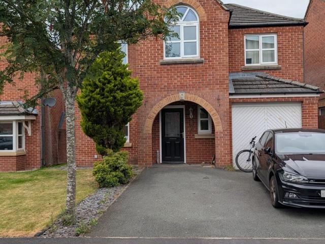 House for rent in Lamberhead Green, Wigan