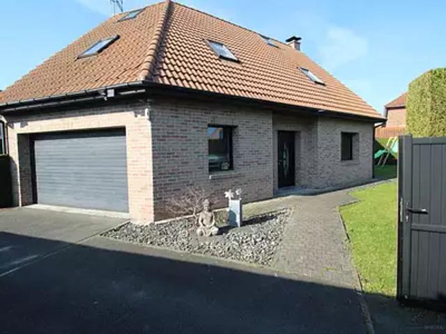 Maison vente à Lille, Avelin