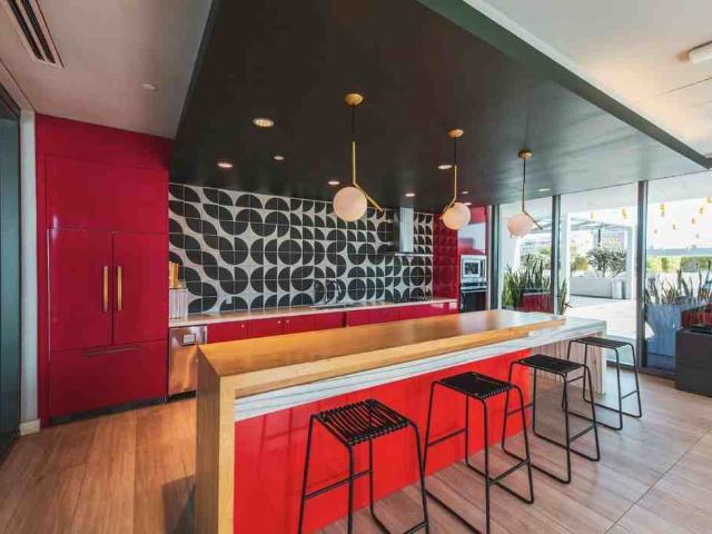 Apartment for rent in South Park, Los Angeles