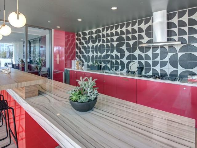 Apartment for rent in South Park, Los Angeles