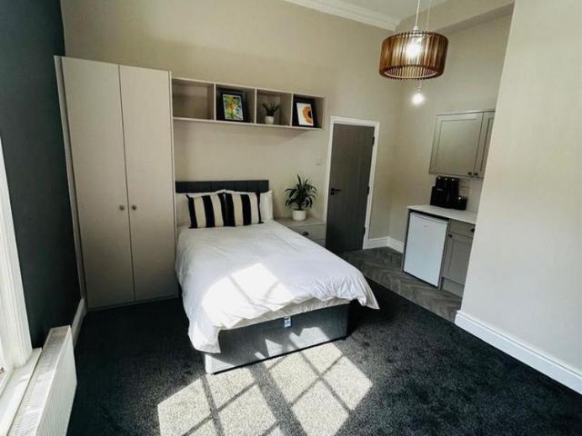 Studio for rent in Avenham, Higher Bartle