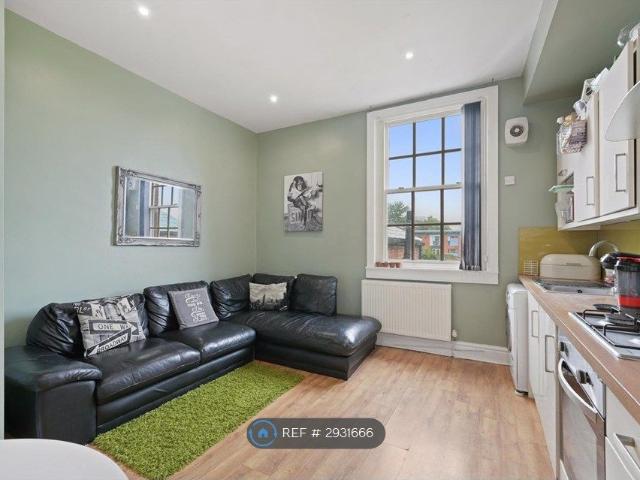 House for rent in Avenham, Higher Bartle