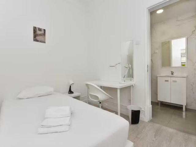 Apartamento alugar em São Sebastião da Pedreira, Lisboa