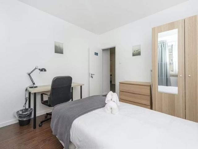Apartamento alugar em São Sebastião da Pedreira, Lisboa