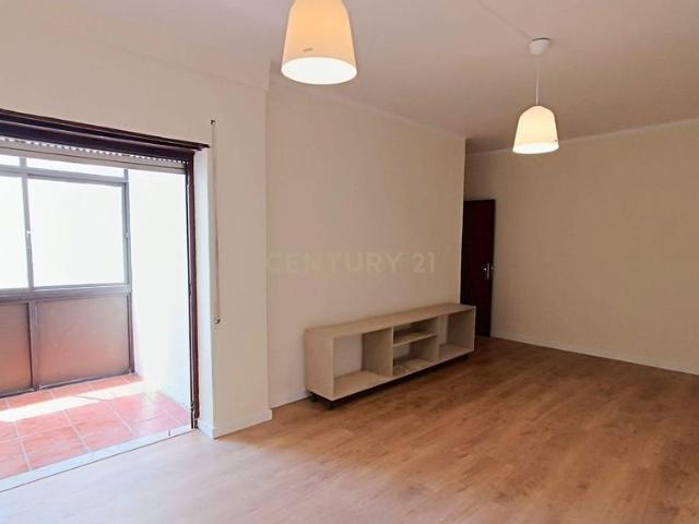 Apartamento alugar em Verderena, Setúbal