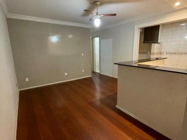 Apartamento venda em Região Geográfica Imediata do Distrito Federal, Região Integrada de Desenvolvimento do Distrito Federal e Entorno