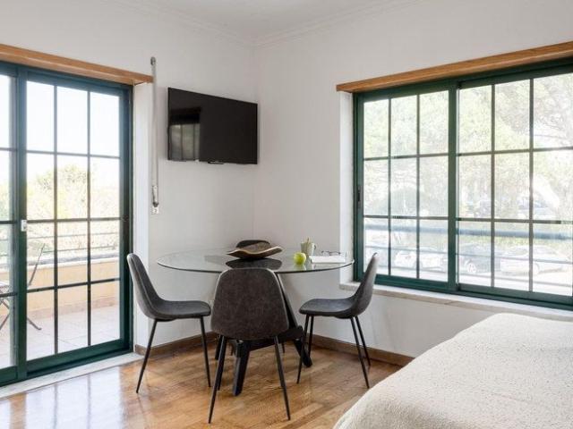 Estúdio alugar em Bairro J. Pimenta, Cascais