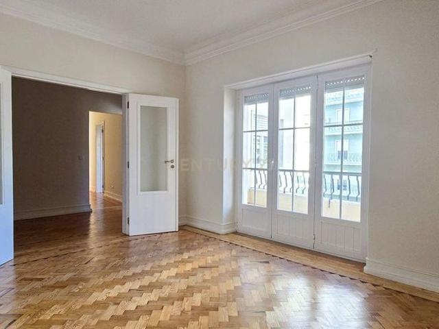 Apartamento alugar em Lisboa