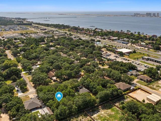 Land for sale in Navarre, Florida