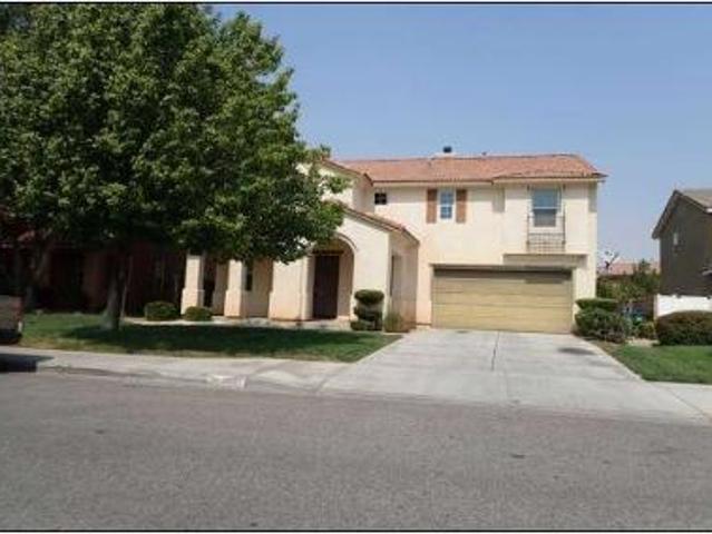 House for sale in Lancaster, California