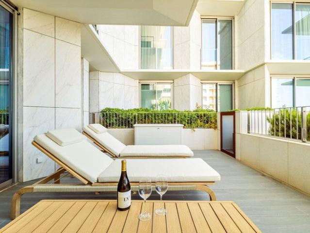 Apartamento alugar em Armação de Pêra, Faro