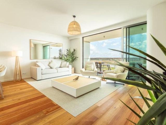 Apartamento alugar em Armação De Pêra, Faro