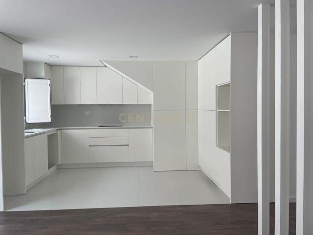 Apartamento alugar em Bairro São José, Viseu