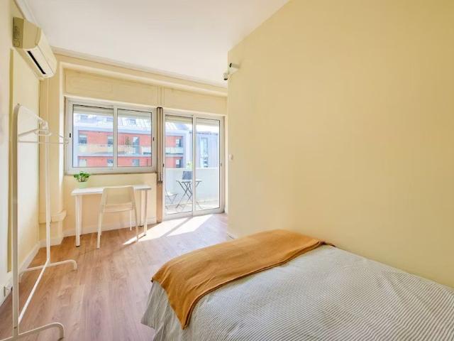 Apartamento alugar em Santo António, Lisboa