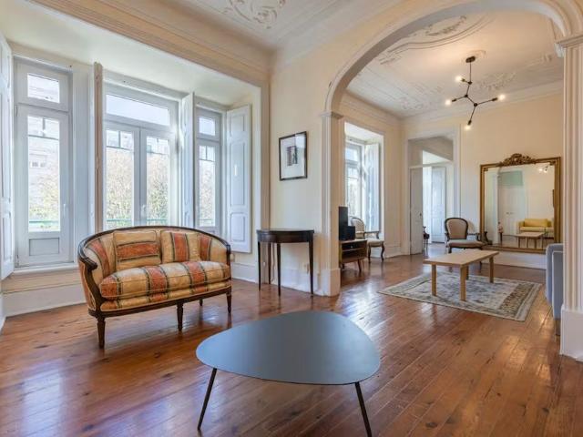 Apartamento alugar em Avenidas Novas, Lisboa