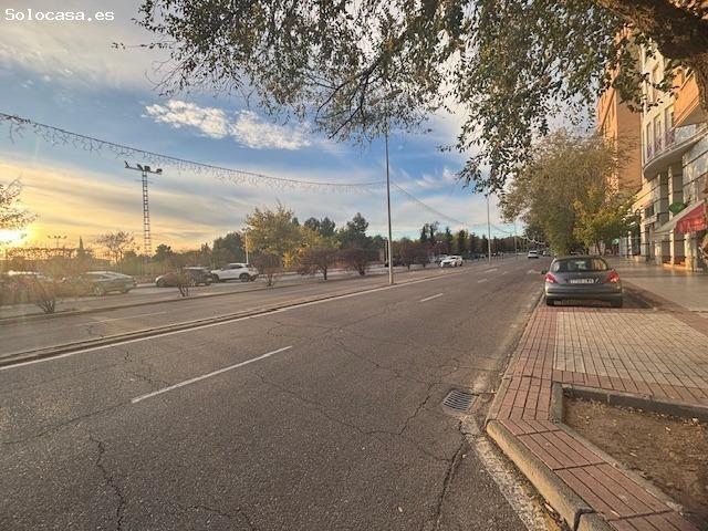 Local Comercial en alquiler en Toledo, Castilla-La Mancha