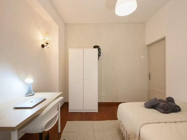 Apartamento alugar em Estrela, Lisboa