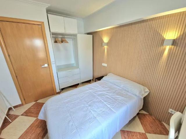 Apartamento en alquiler en Cerro-Amate, Sevilla