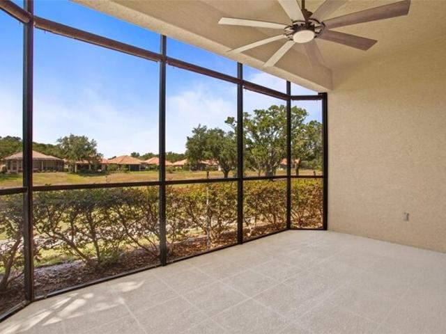 Condo for sale in Howey In The Hills