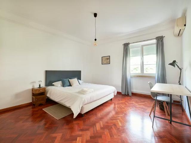 Apartamento alugar em São Sebastião da Pedreira, Lisboa