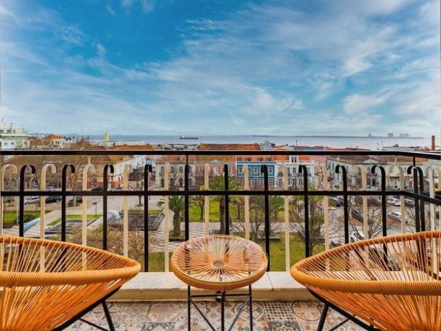 Apartamento alugar em Troino, Setúbal