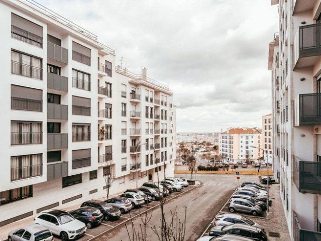 Apartamento alugar em Damaia, Amadora