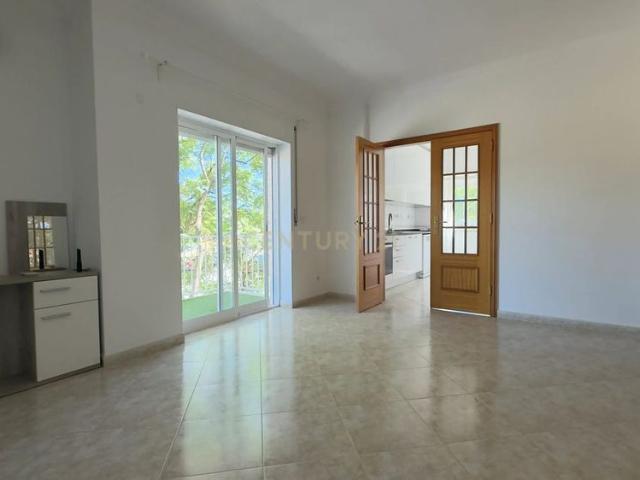 Apartamento alugar em Seixal, Setúbal