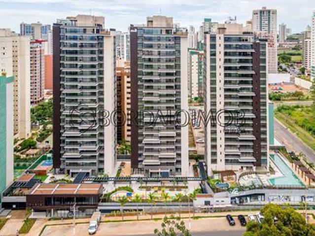 Apartamento venda em Região Geográfica Imediata do Distrito Federal, Região Integrada de Desenvolvimento do Distrito Federal e Entorno