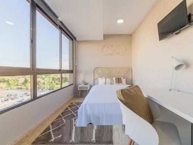 Apartamento en alquiler en Benicalap, València