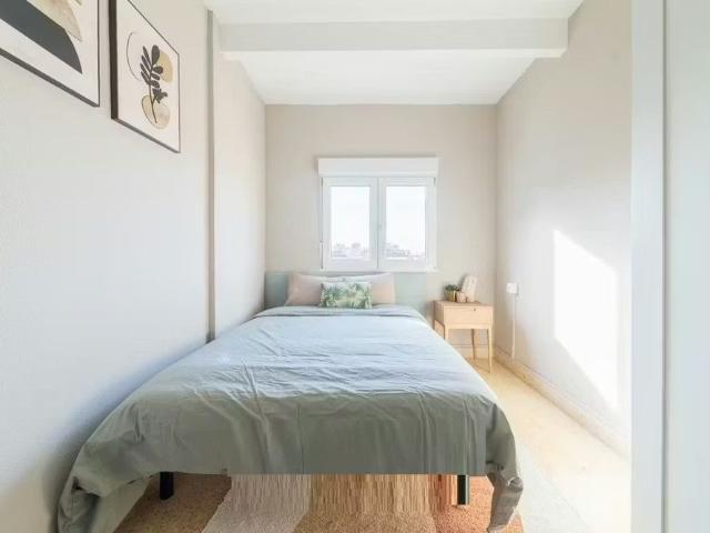 Apartamento en alquiler en Benicalap, València