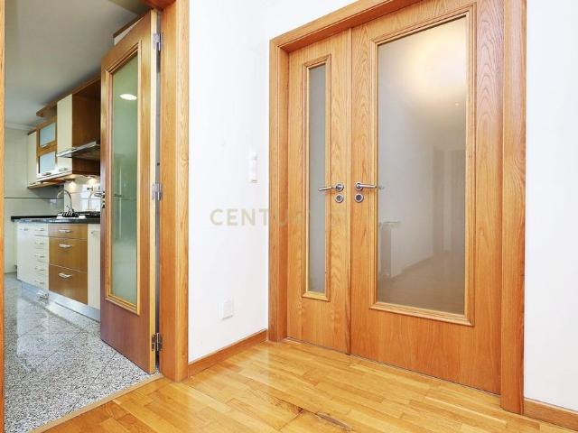 Apartamento alugar em Damaia, Amadora