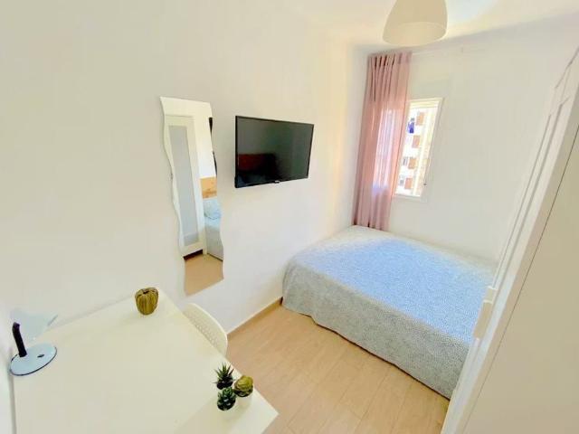 Apartamento en alquiler en Hermandades-La Carrasca, Sevilla