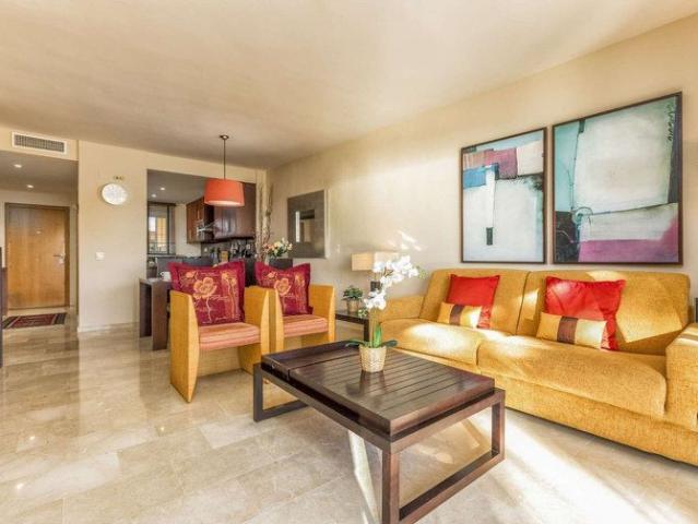 Apartamento en alquiler en Las Lagunas, Mijas