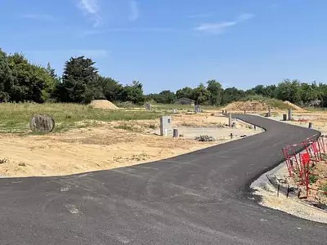 Terrain vente à Lesparre-Médoc, Avensan