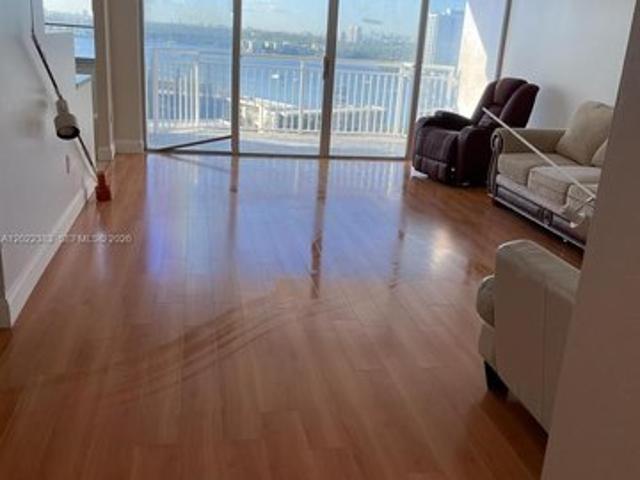 Condo for sale in Aventura, Florida