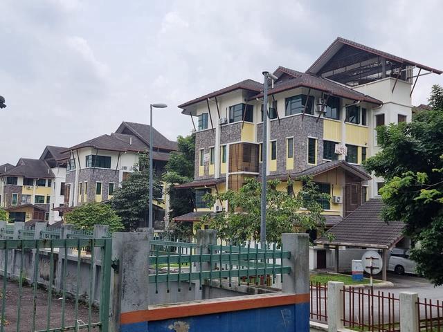 Townhouse for sale in Kajang, Langat