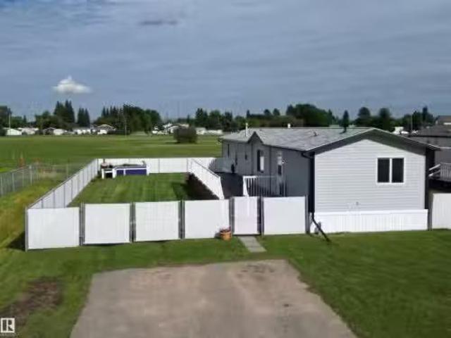 House for sale in Calmar, Alberta