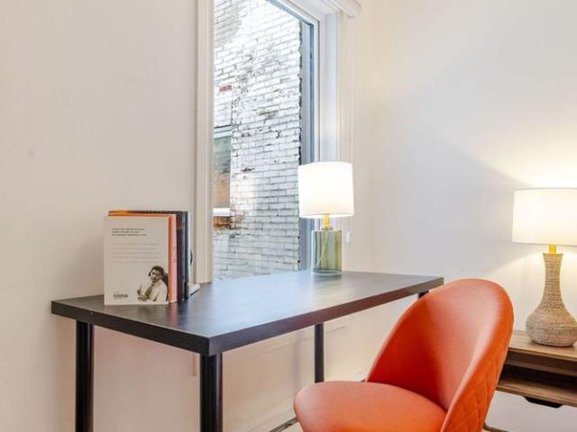 House for rent in Petit Portugal, Montréal