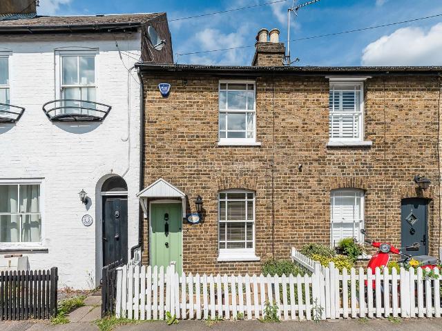House for rent in Mill Hill, Greater London