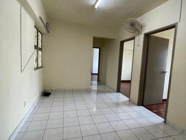 Apartment for sale in Country Heights Damansara, Kuala Lumpur