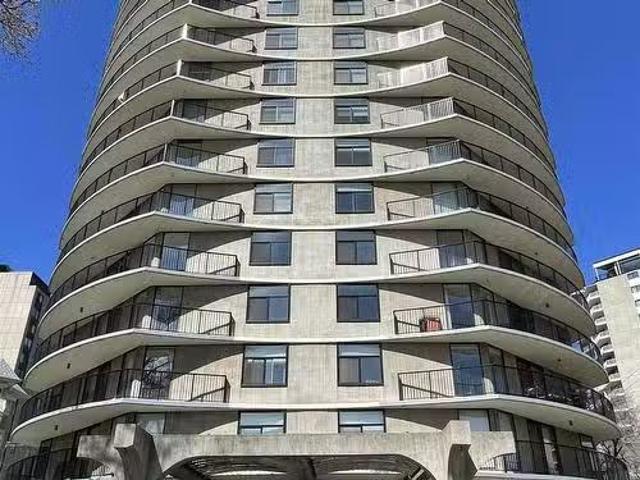 Condo for sale in Government Centre, Edmonton