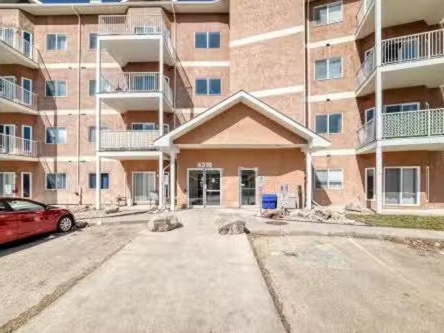 Condo for sale in Wedgewood, Alberta