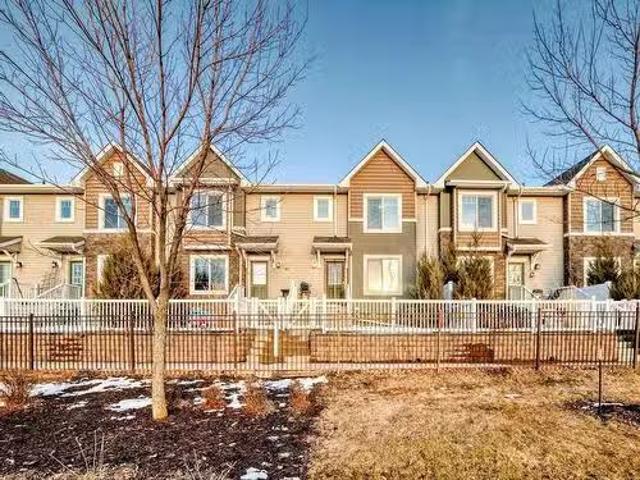 Condo for sale in Wedgewood, Alberta