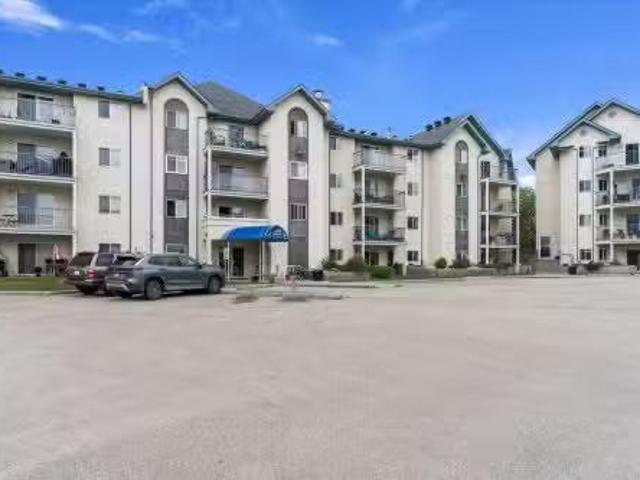 Condo for sale in Wedgewood, Alberta