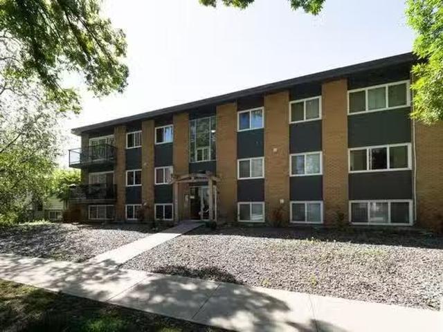 Condo for sale in Wedgewood, Alberta