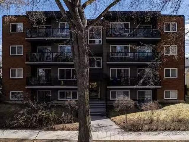 Condo for sale in Wedgewood, Alberta