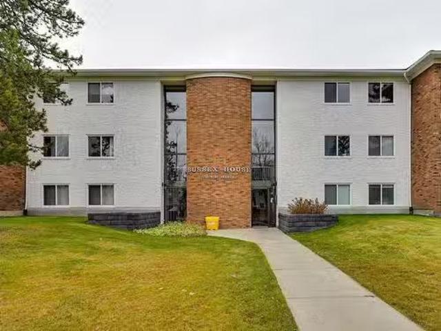 Condo for sale in Wedgewood, Alberta