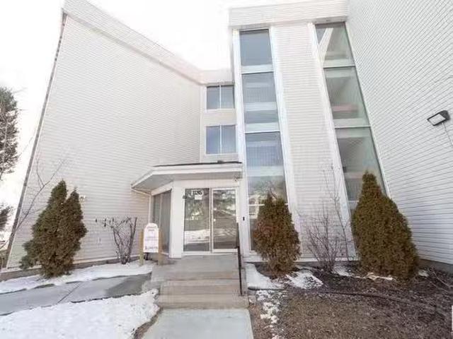 Condo for sale in Wedgewood, Alberta